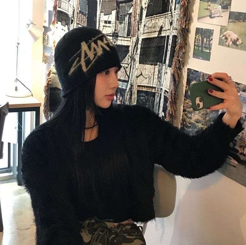 【ステューシー】 Brushed Out Stock Skullcap Beanie