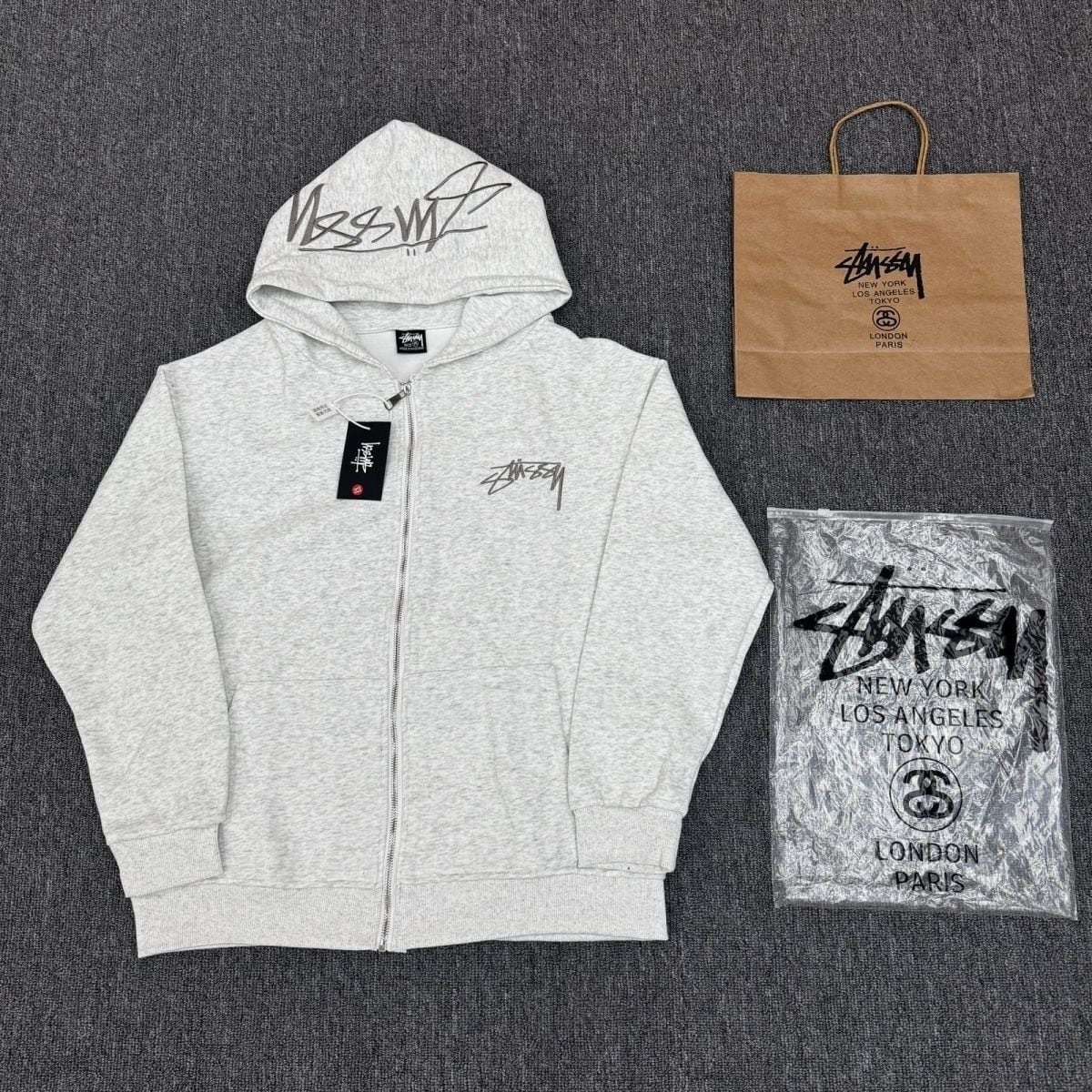 ステューシー BACK HOOD APPLIQUEZIP HOODIE HOODIE刺繍 ジップ ロゴ パーカー
