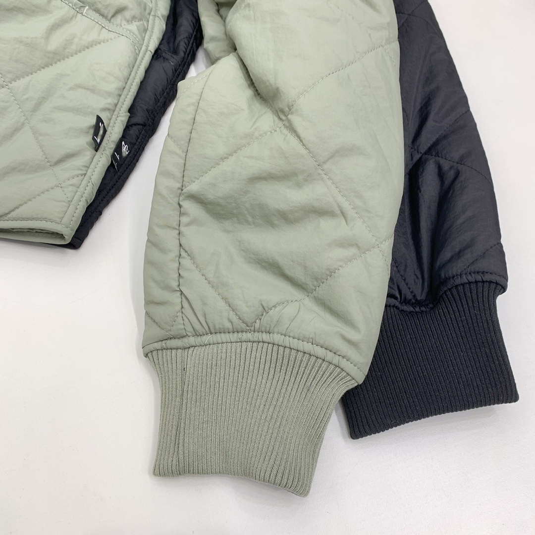 ステューシーDICE QUILTED LINER ジャケット