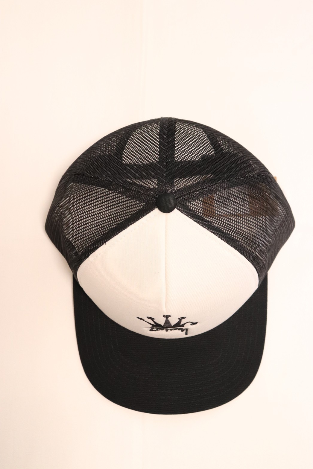 ステューシー CROWN STOCK TRUCKER CAP