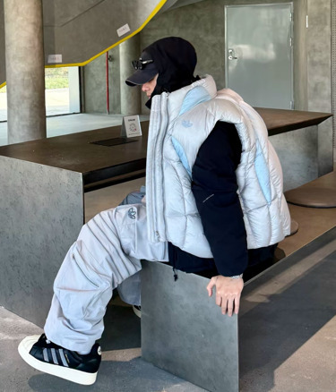 アディダスOriginals × GALI Down Vest リミテッド