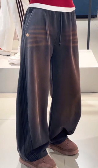 アディダスビンテージウォッシング ワイドパンツ