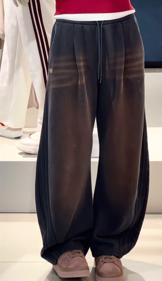 アディダスビンテージウォッシング ワイドパンツ