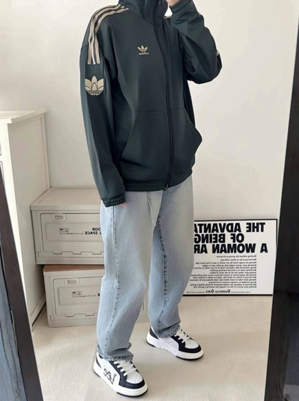 アディダスOriginal RETRO Jacket  Dark Green