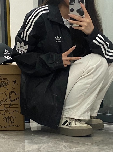 アディダスOriginals Retro Trefoil Track Top black