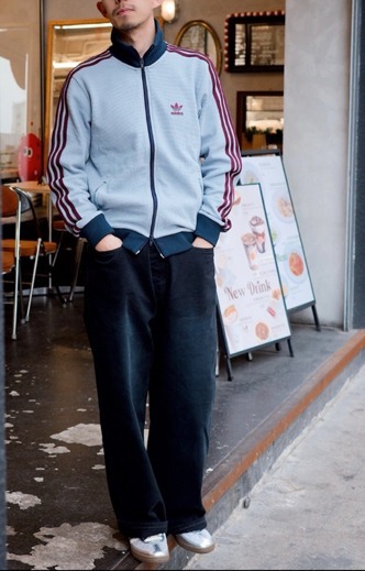 アディダスクラシック トラック トップ ジャージ