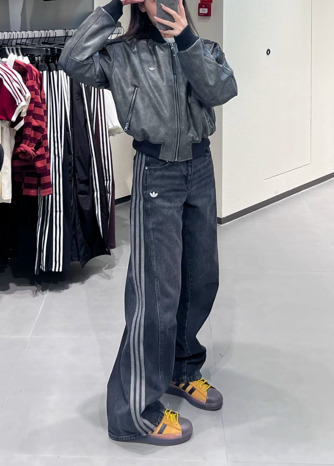 アディダスOriginals トルーズ ワイド デニム パンツ