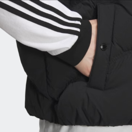 アディダスOriginals ダウンベスト black