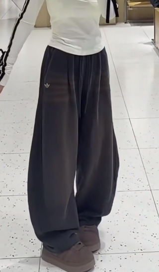 アディダスビンテージウォッシング ワイドパンツ