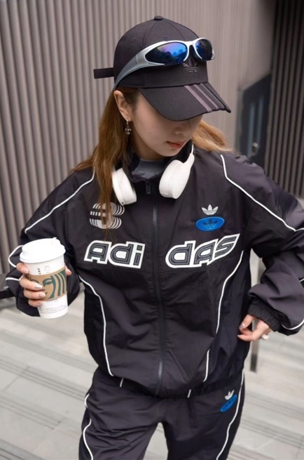 アディダスOriginals レーシングジャケット black
